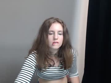 webcam girl mija_mari capture image #3102408