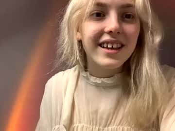 webcam girl holydori capture image #1395399