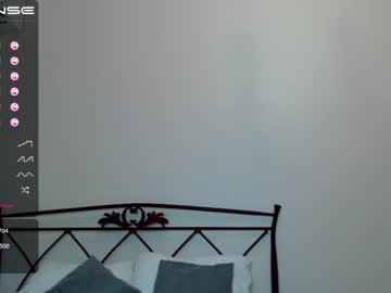 webcam girl small_blondee capture image #1232425