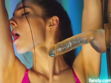 webcam girl angels_kiss capture image #1813512