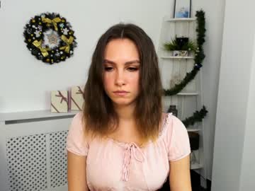 webcam girl karaline_barns capture image #747819