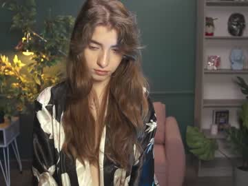 webcam girl yours_lola capture image #1474502