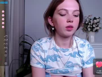 webcam girl small_blondee capture image #2020471