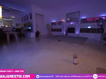 webcam girl hannahjames710 capture image #1931105