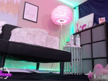 webcam girl milf_lacey capture image #240131