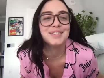 webcam girl of_aliiscool capture image #4023777