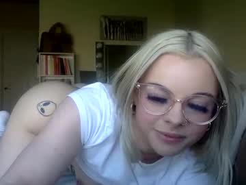 webcam girl tiffbabyyyyy capture image #4021398