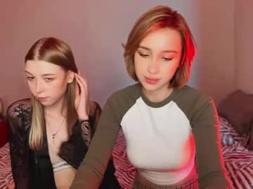 webcam couple cherrycherryladies capture image #4019003