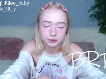 webcam girl little__kittty capture image #2233379
