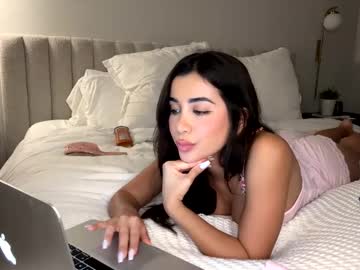 webcam girl arigarciavip capture image #4038291
