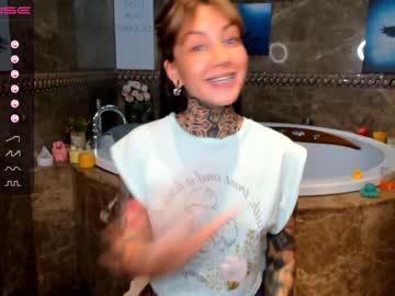 webcam girl nickyneck capture image #539348