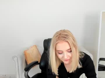 webcam girl oliviabr0wn capture image #3114935