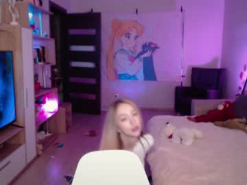 webcam girl gudeeetama capture image #319382
