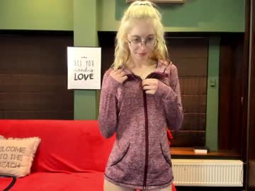 webcam girl girl_i_am capture image #671885