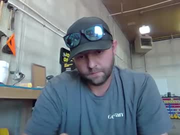 webcam man farmboy4720 capture image #4040173
