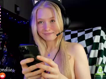 webcam girl bestblondiiecb capture image #3433144