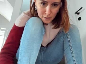 webcam girl eatmypie69 capture image #3211379