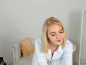 webcam girl oliviabr0wn capture image #3115278