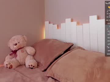 webcam girl bellaxxx_ capture image #3898253