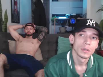 webcam man fratguysonline capture image #2519783