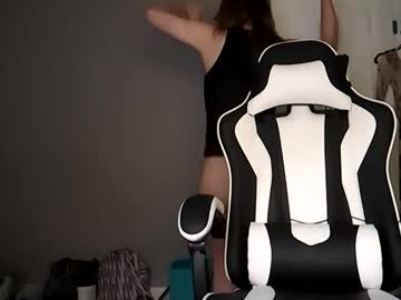 webcam girl lowkeylinzey capture image #4096368
