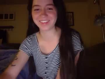 webcam girl babyrae1010 capture image #2419839