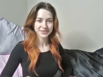 webcam girl milkywhiiite capture image #2371247