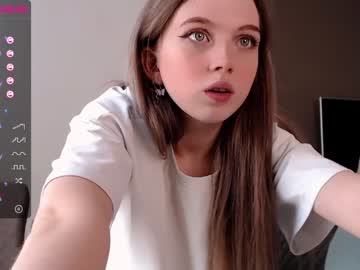 webcam girl small_blondee capture image #1767202