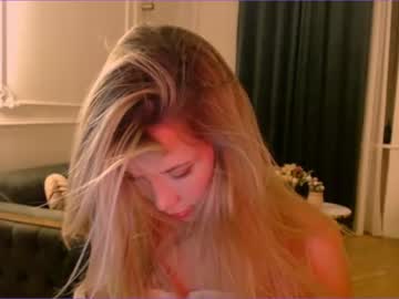 webcam girl bitter_moon capture image #3535900