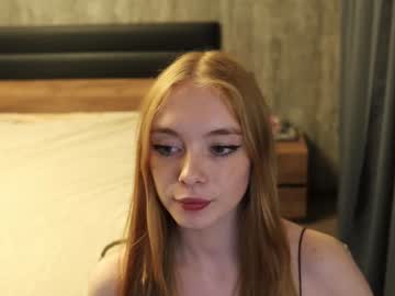 webcam girl lily_lyn capture image #3961568