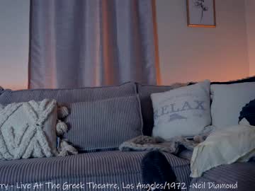 webcam girl x_lily_x capture image #2417195