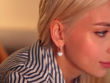 webcam girl artmosphera capture image #2802368