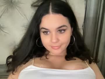webcam girl gia_is_horny capture image #2498259