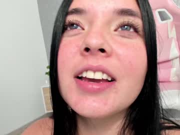 webcam girl pavlovacoluccii_ capture image #1942645