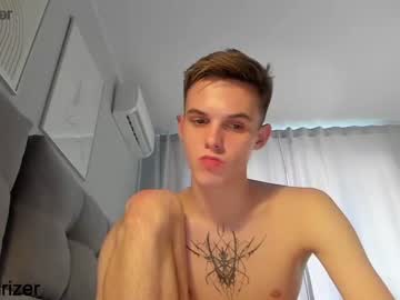 webcam man horny_jerk_roy_prick2001 capture image #2051371