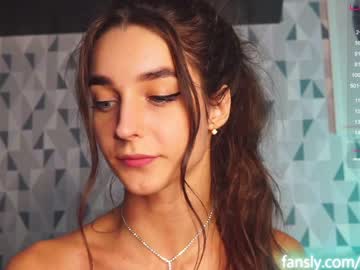 webcam girl angels_kiss capture image #2525873