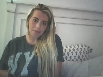 webcam girl michellee_michaels capture image #4090966