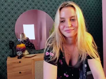 webcam girl erikacoy capture image #2213974