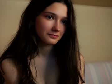 webcam girl alicemirold capture image #2019220