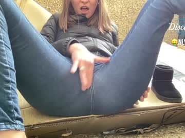 webcam girl eatmypie69 capture image #1343944