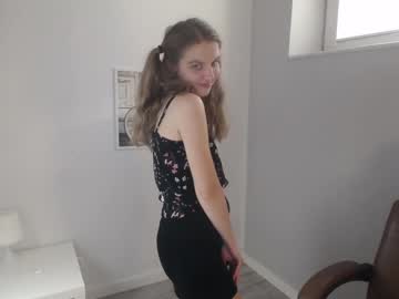 webcam girl lana_heisstt capture image #345543