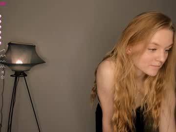webcam girl joannsbailey capture image #3740553