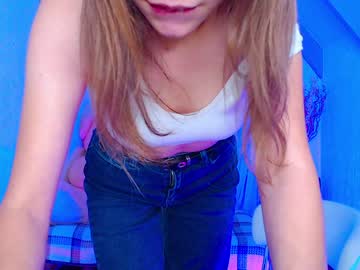 webcam girl littlee_kit1y capture image #2713725