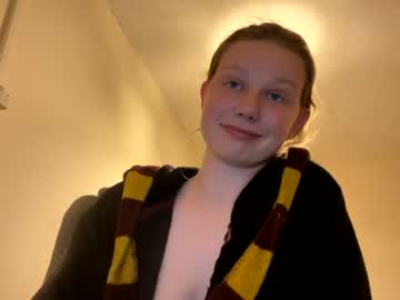 webcam girl mamabea capture image #2962058