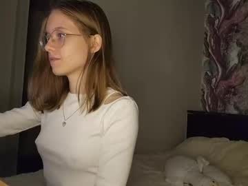webcam girl lowress capture image #4075998