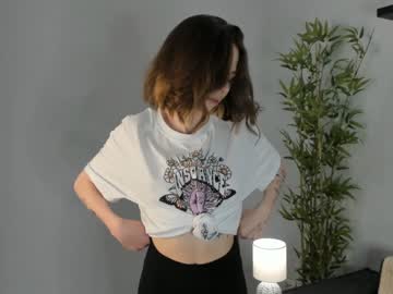 webcam girl chilly_little_wind capture image #4000522