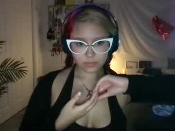 webcam girl 40ozgoomba capture image #3970297