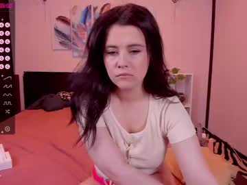 webcam girl sharlotte_gilbi capture image #2113729