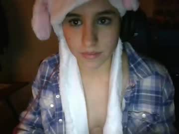 webcam girl xo1mel1xo capture image #1003262