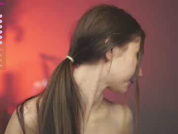 webcam girl angels_kiss capture image #2894534
